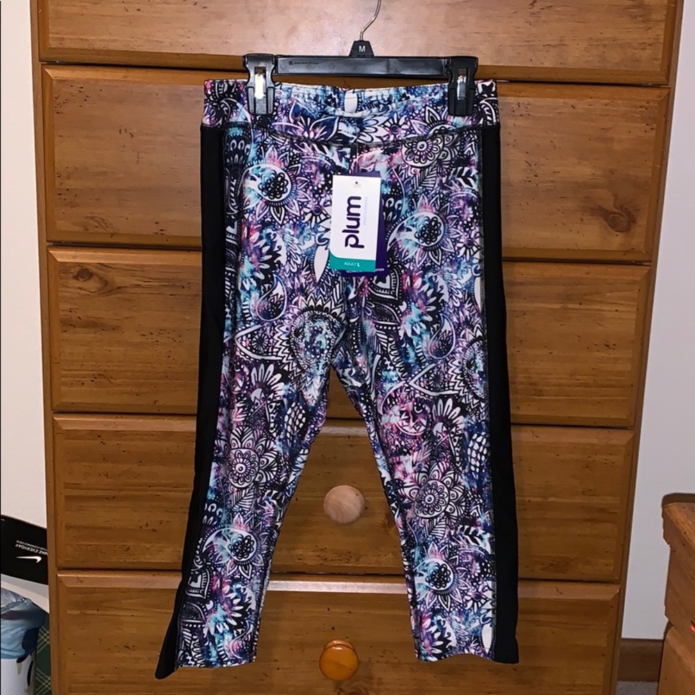 Plum Capris Leggings